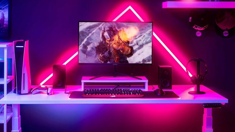 ViewSonic presenta su serie de monitores OMNI VX28 para gamers aficionados