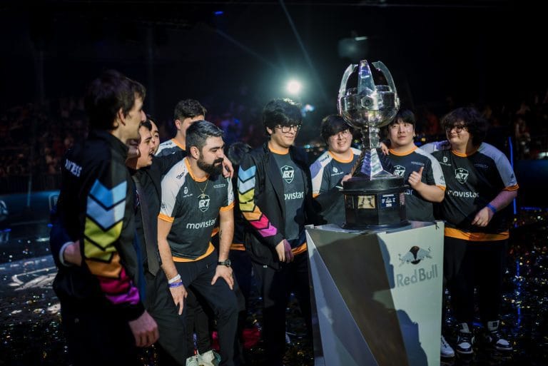 Movistar R7 se corona como el campeón de la década y bicampeón de la LLA 2023