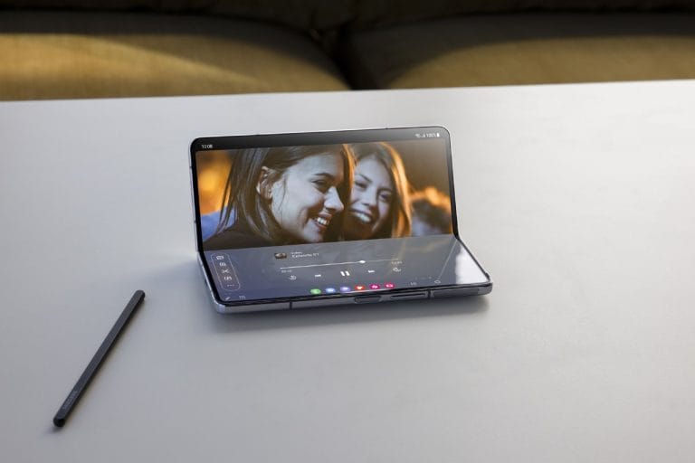 Abre una ventana hacia el séptimo arte en tu bolsillo junto a Galaxy Z Fold5