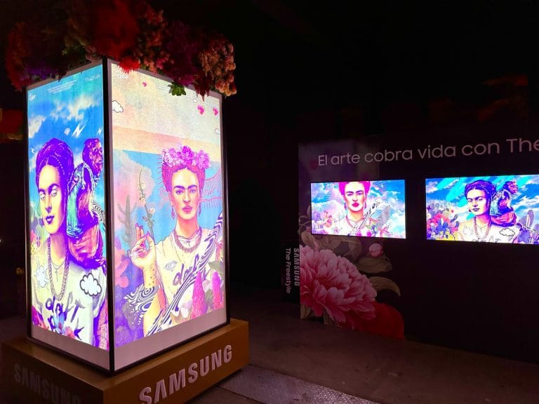 Prepárate para ver una biografía maravillosa e inmersiva de Frida Kahlo