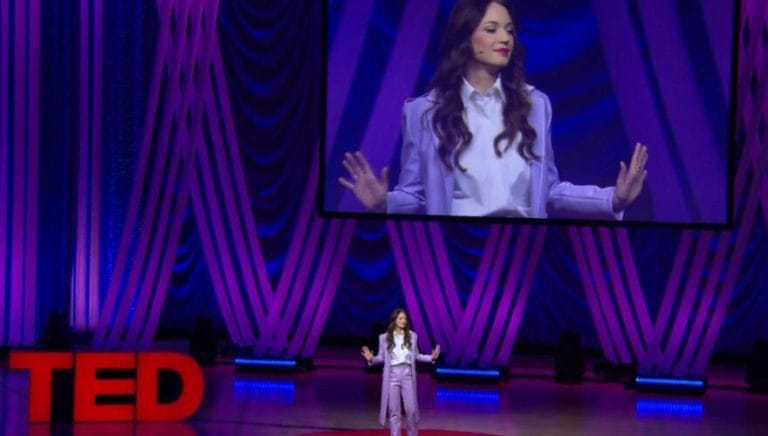 La elogiada charla TED de Irina Karamanos: “Es hora de replantearse el papel de la Primera Dama”