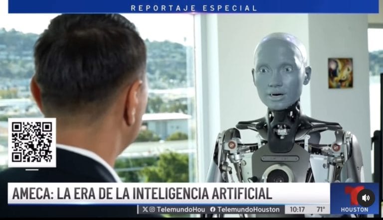 Telemundo consigue sacarle palabras en español a Ameca: el robot más avanzado del mundo