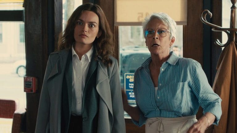 Primer tráiler y póster de “Ella Mc Cay: Imperfectamente Perfecta”