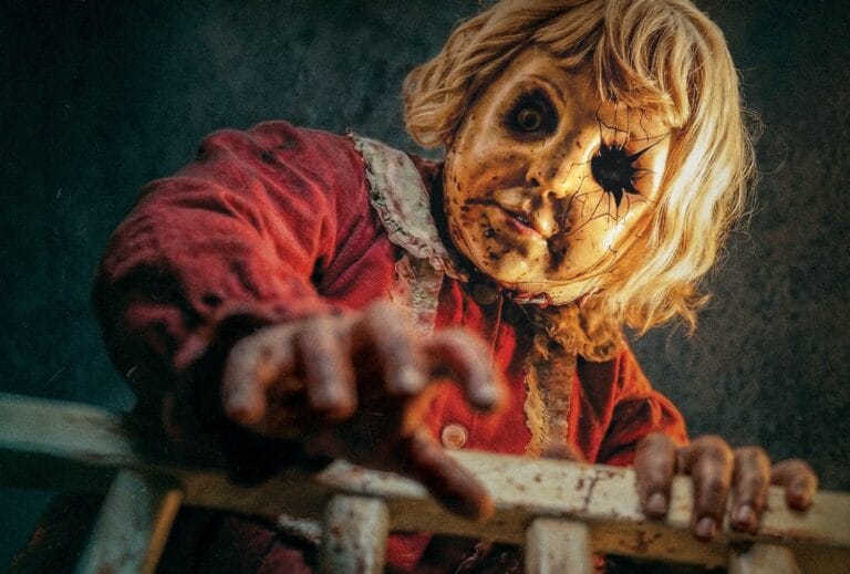 Dolly llega a cines: el nuevo ícono del slasher contemporáneo