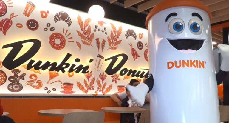 Dunkin’ inaugura en Punta Arenas sus locales más australes del planeta