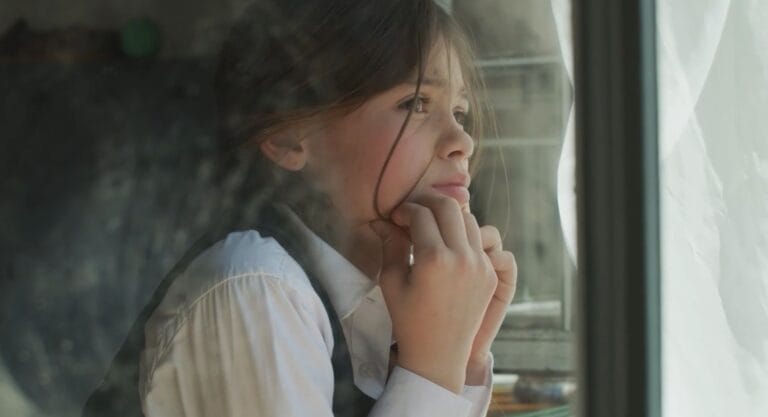 “Después de la niebla”: una íntima y conmovedora mirada a la infancia llega a la pantalla grande